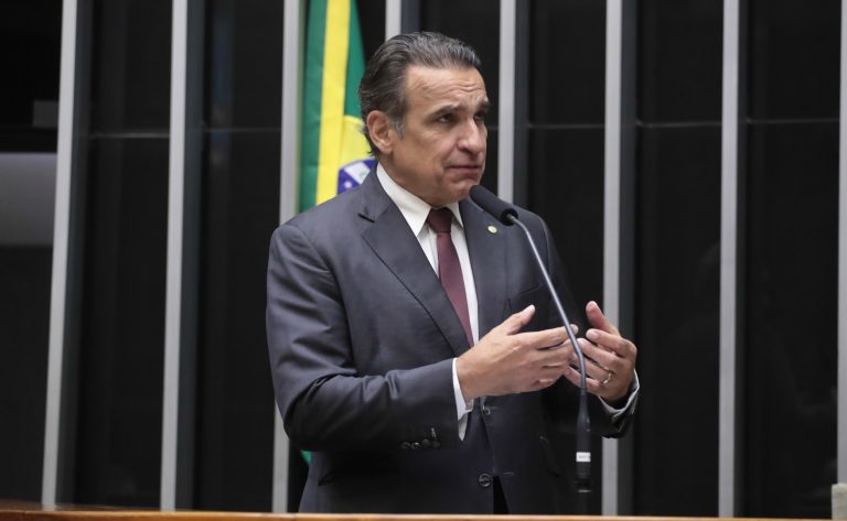 "Projeto de lei aprovado pela Câmara dos Deputados prevê aumento de pena para homicídio contra idosos