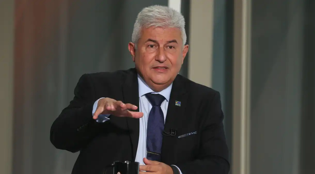 Divergências abrem impasse na regulamentação da inteligência artificial no Brasil