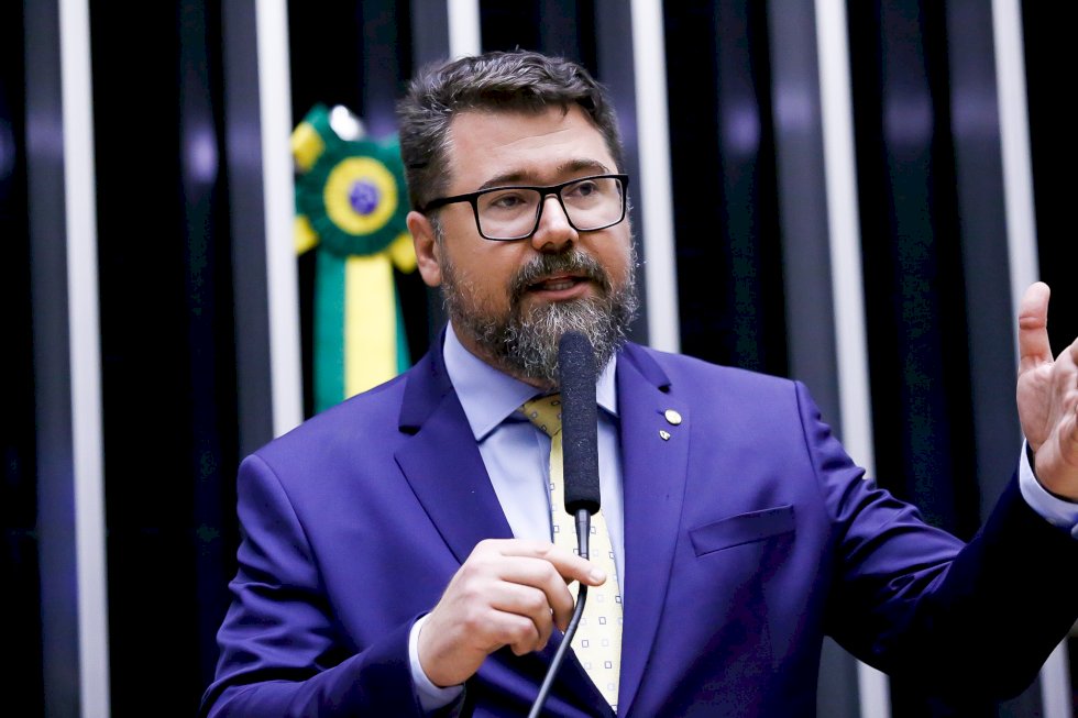 Projeto de Lei do Deputado Marcos Pollon propõe salas especiais para atendimento de crianças e adolescentes em IMLs