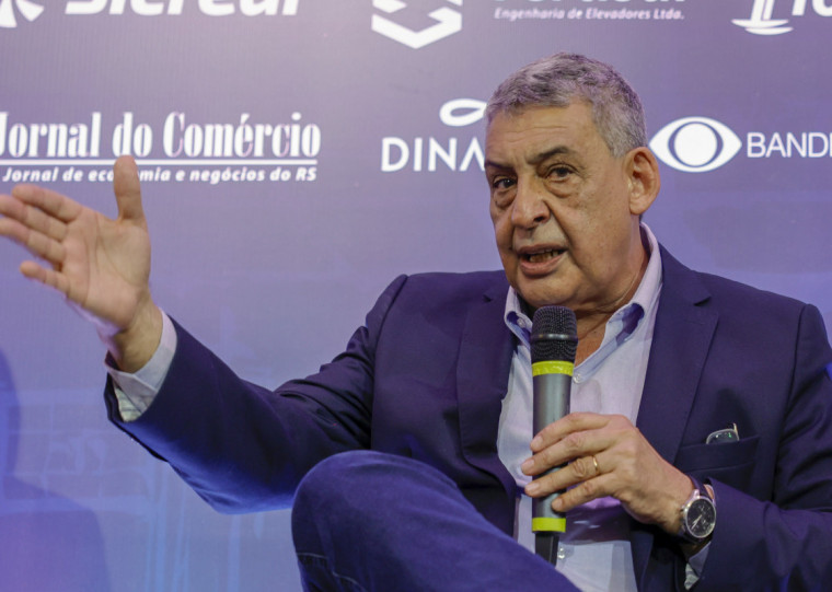 Candidata a vice de Melo em Porto Alegre agita o cenário eleitoral do sul do país