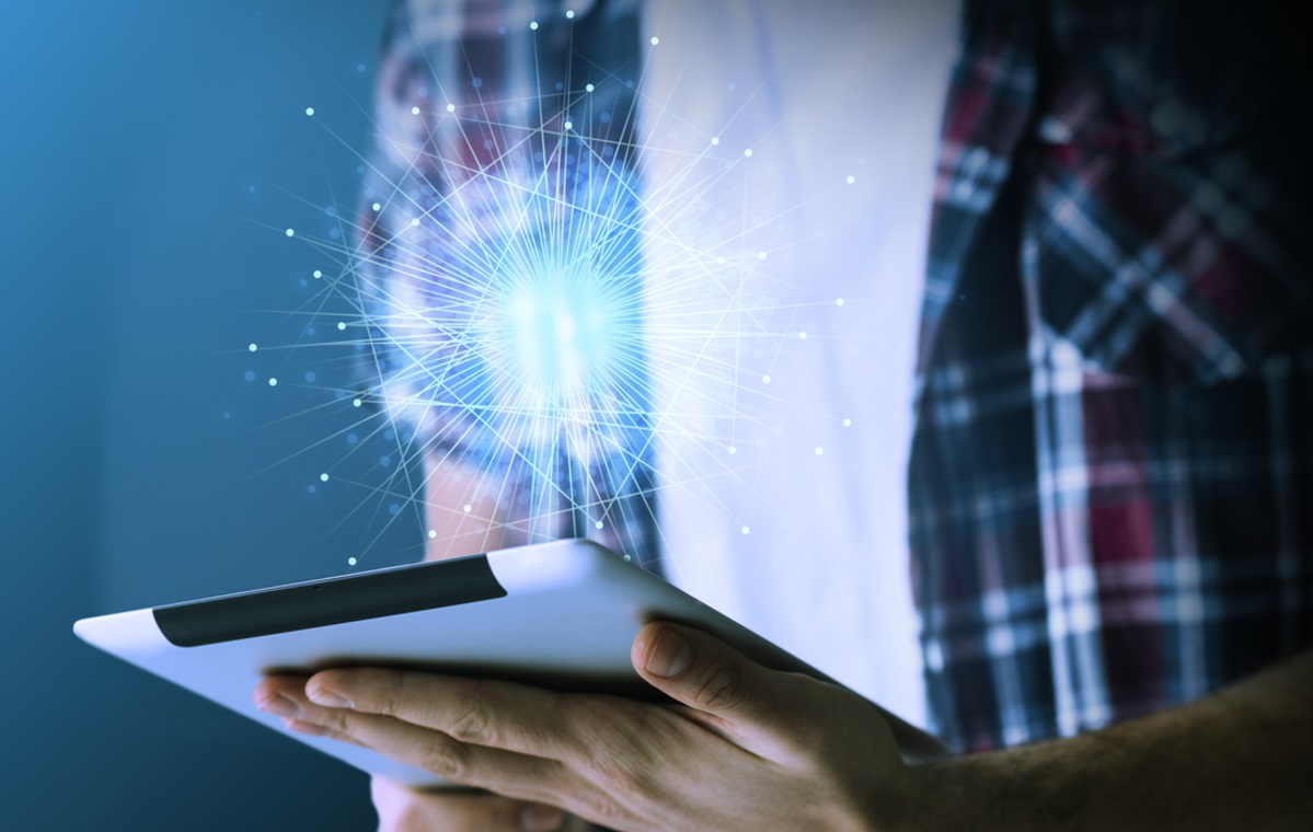 Presidente do Congresso Nacional destaca importância de regulamentar a IA após recente apagão cibernético global