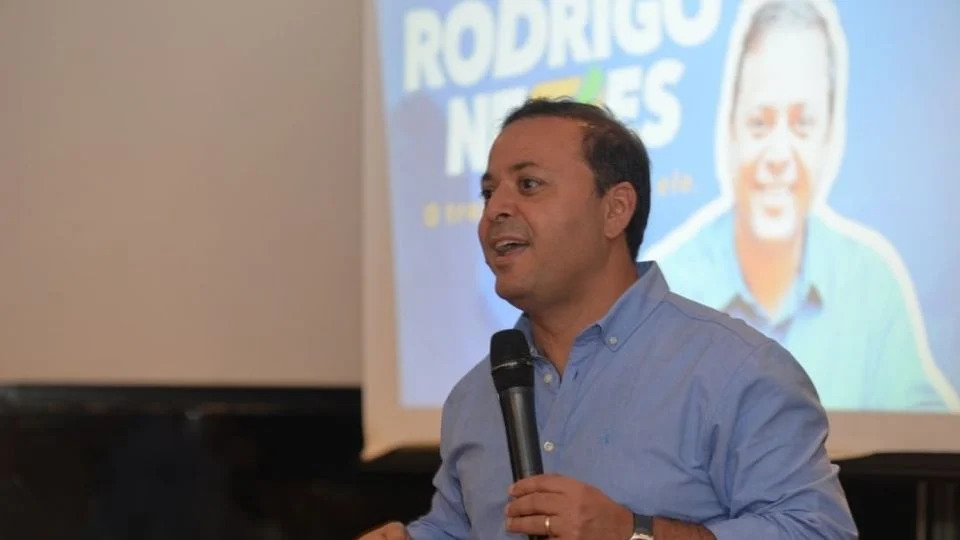 Pré-candidato Rodrigo Neves lidera pesquisa eleitoral para prefeitura de Niterói