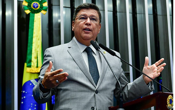 "Presidente de CPMI confirma investigações sobre lobista "Careca do INSS" e apresenta requerimento para ouvir esposa e filho do alvo"